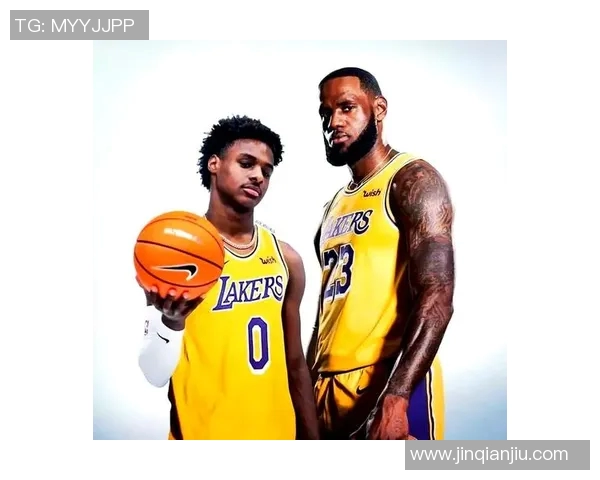 吴前的篮球之路:从青涩少年到CBA明星的成长历程与辉煌成就